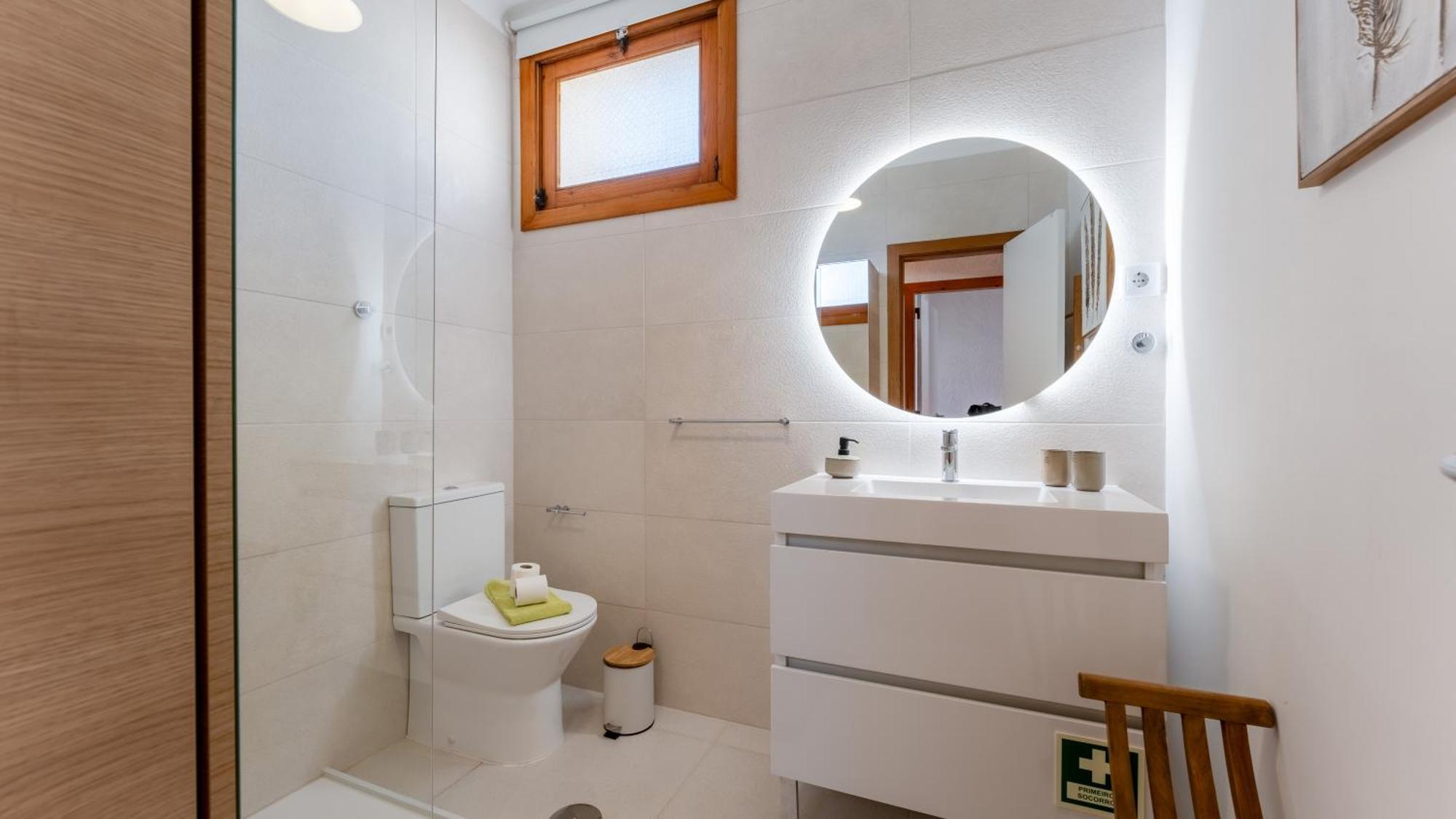 Comfy 2 Bdr W/ Balcony By Lovelystay Apartamento Albufeira
